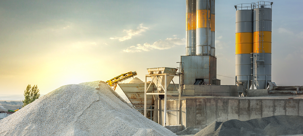 California Nevada Cement Association commends the bill permitting cement plants to capture carbon-free power 